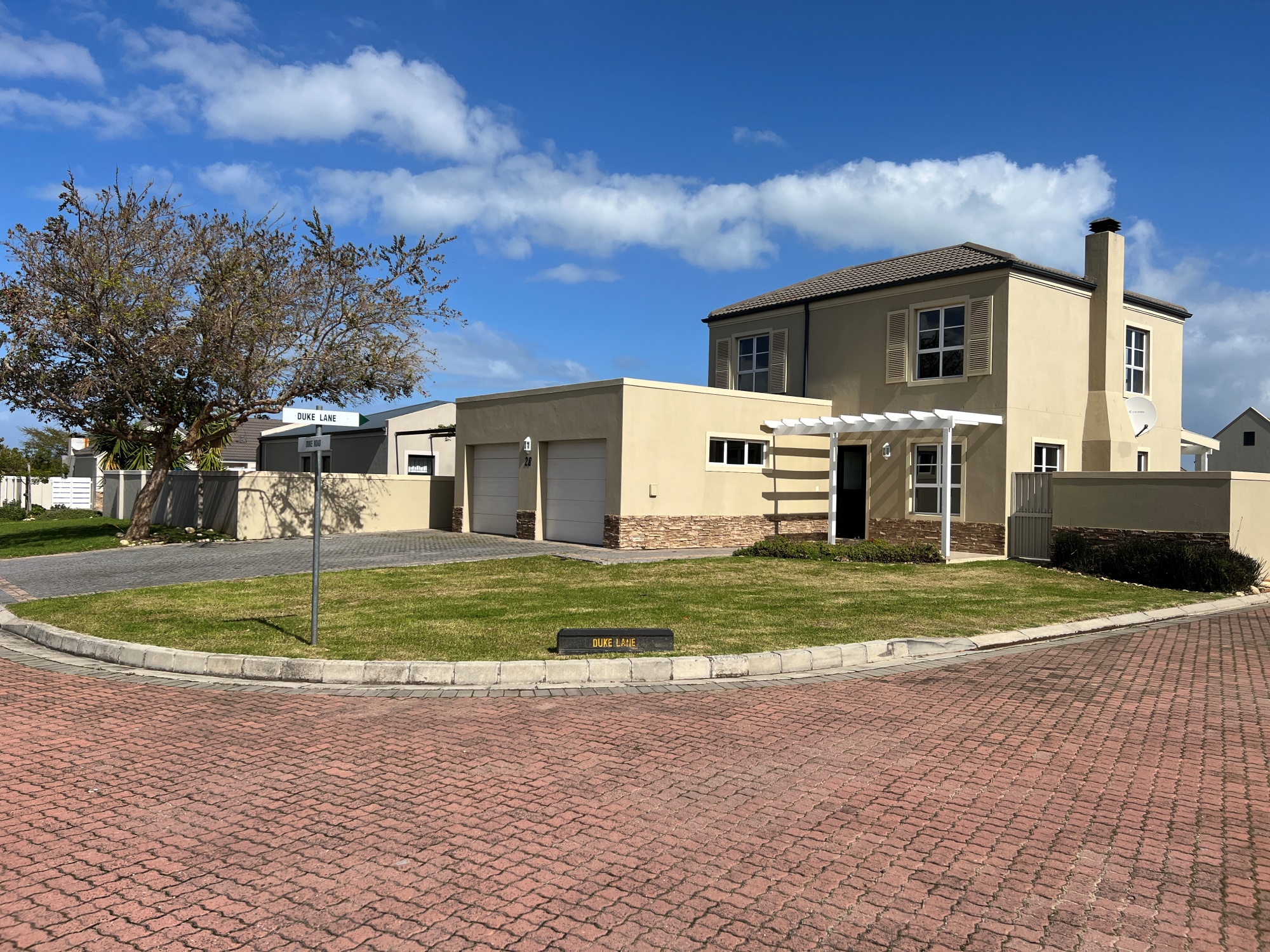 3 Bedroom Property for Sale in Heritage Park Western Cape